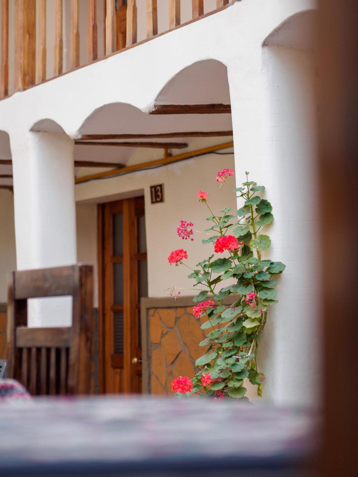 Los Faroles Hostal Potosí Екстериор снимка