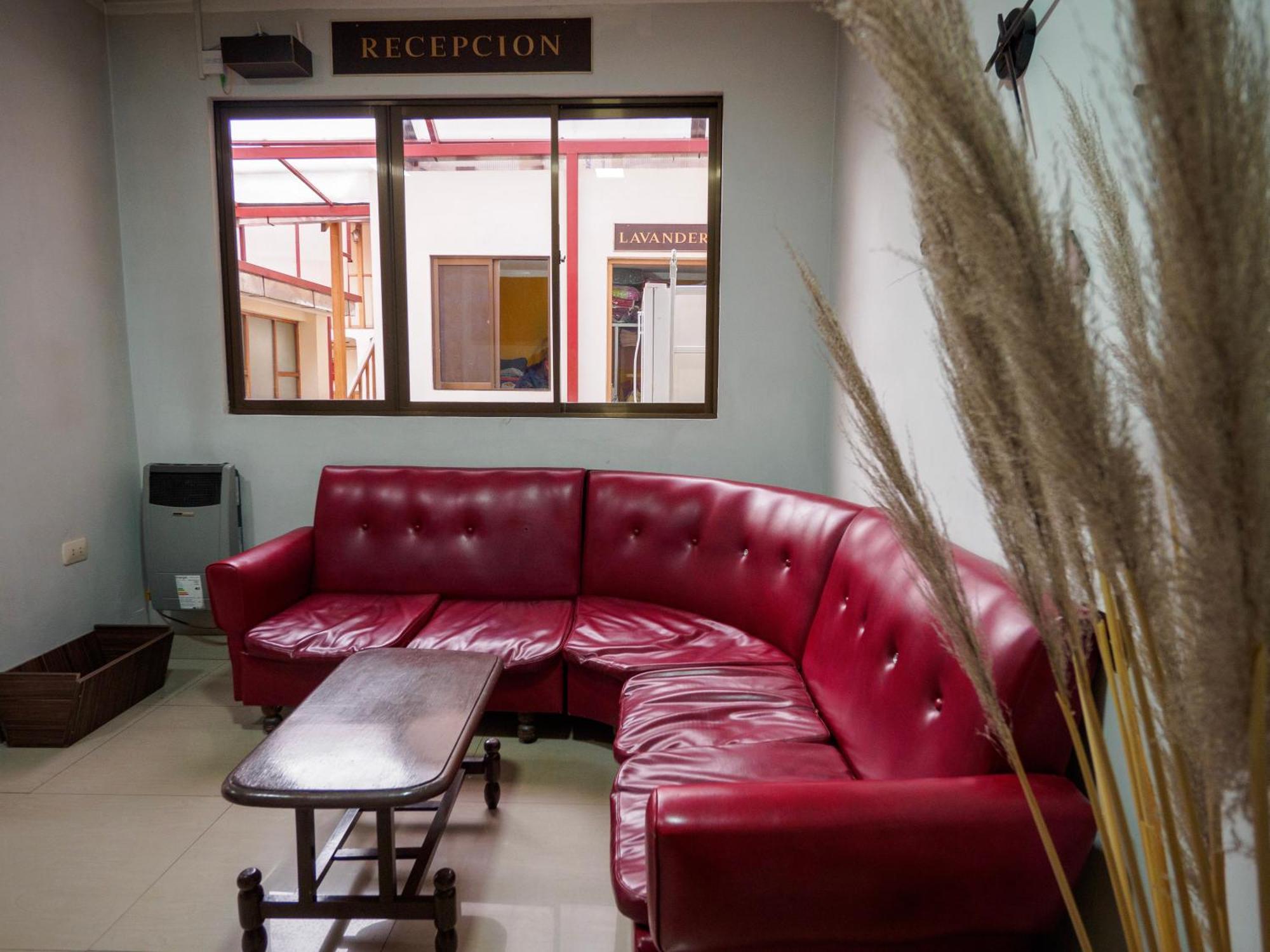 Los Faroles Hostal Potosí Екстериор снимка